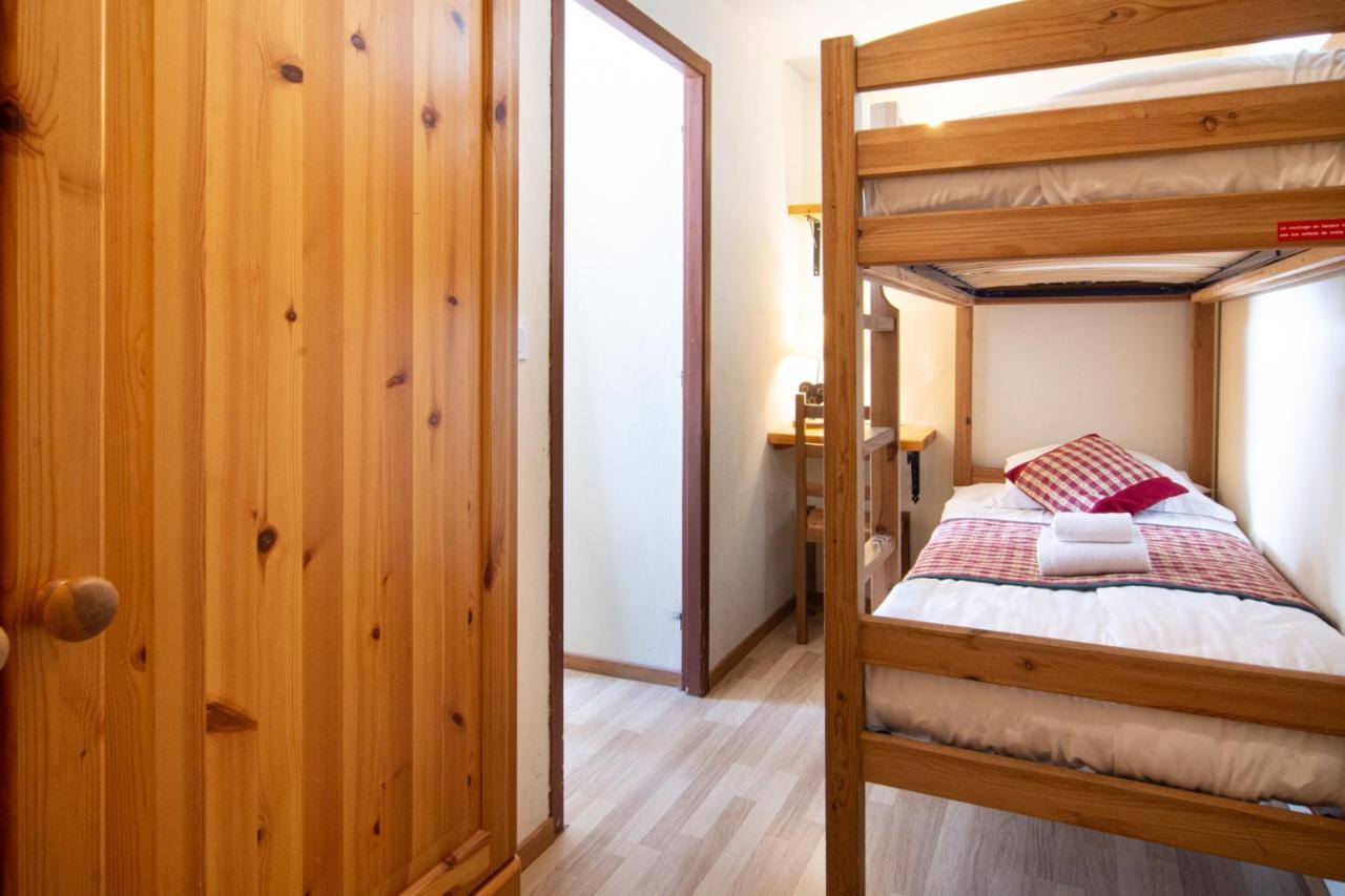 Chalet Hotel La Tarine بيسي-نانكرويكس المظهر الخارجي الصورة