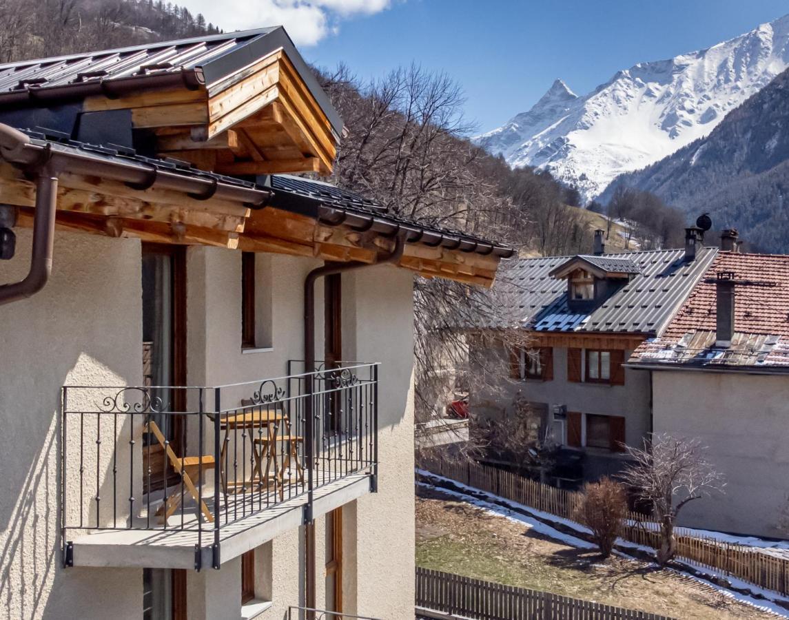 Chalet Hotel La Tarine بيسي-نانكرويكس المظهر الخارجي الصورة
